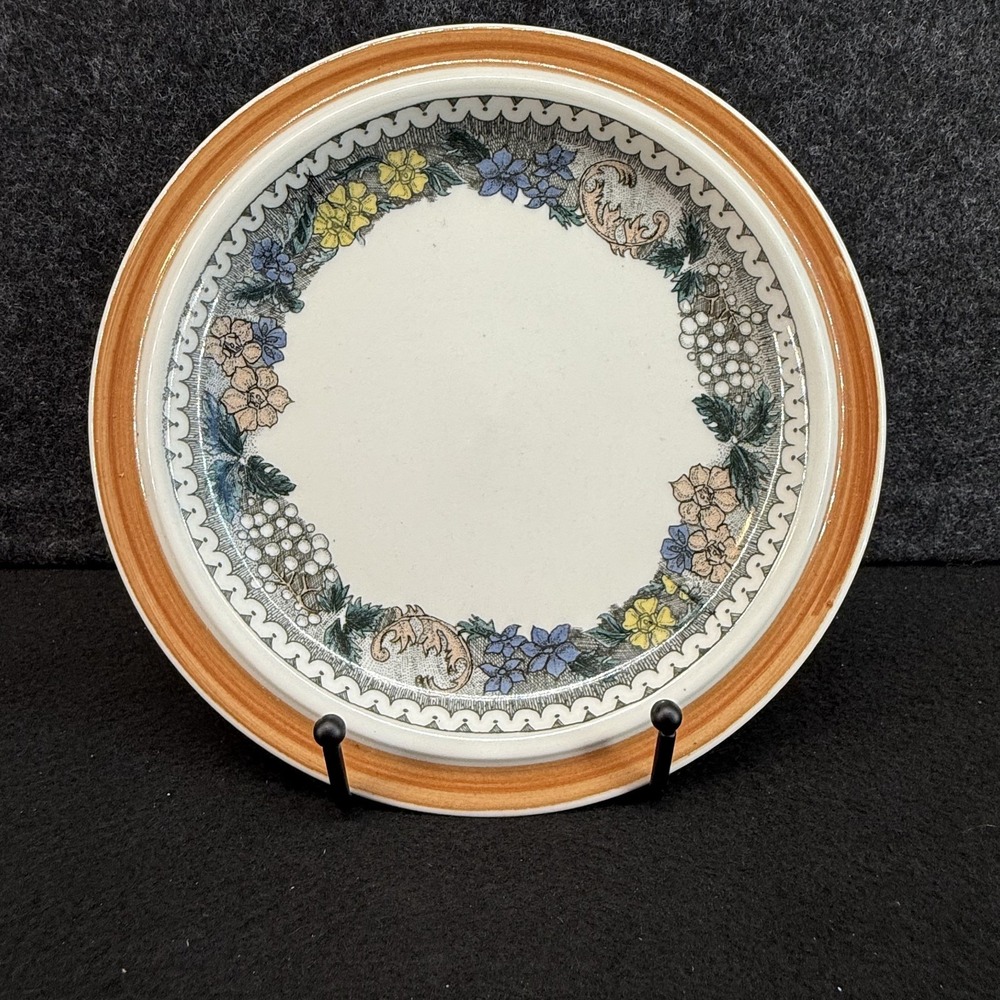 Vintage Goebel COUNTRY BURGUND‎ Individual Salad Plate West Germany 7 3/4"